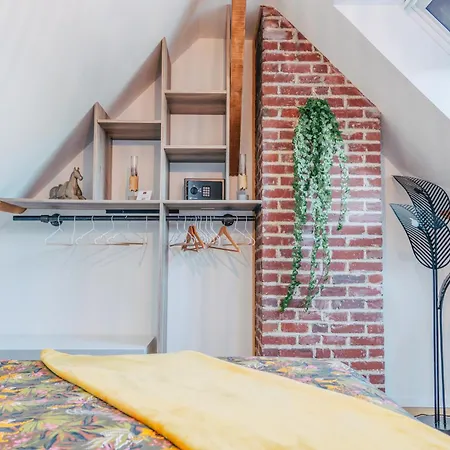 Appartement Grand Duplex 120m2 - Vue Cathédrale - 6 pers - Parking Amiens